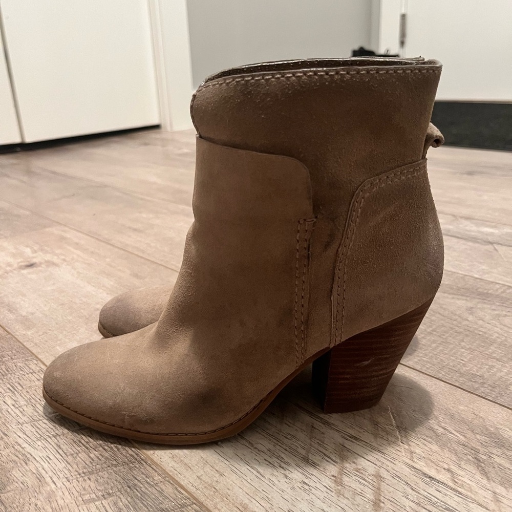 Nine West booties